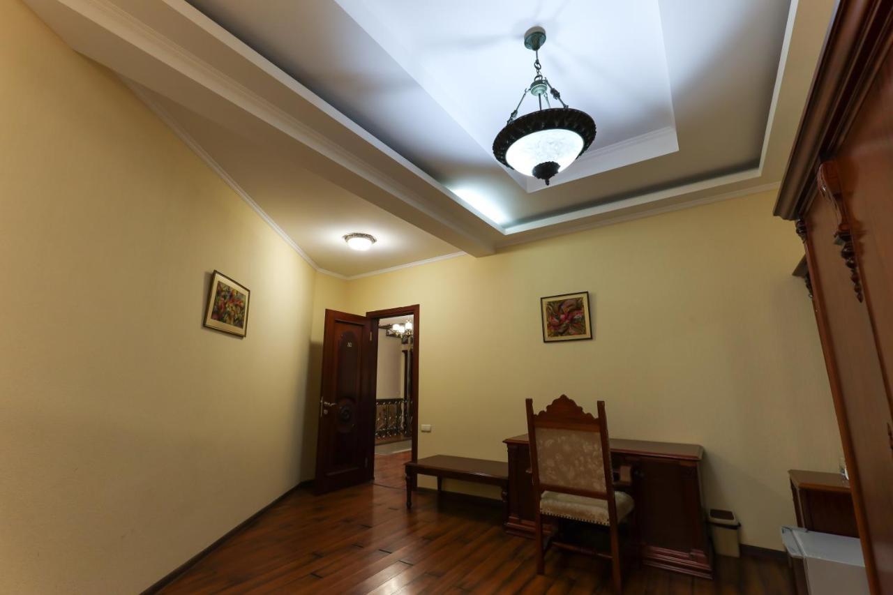 Aeetes Palace Kutaisi Exteriör bild